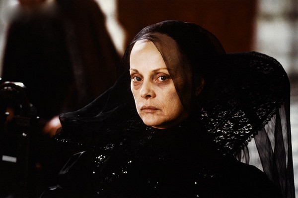 rueducine.com-la-reine-margot-virna-lisi