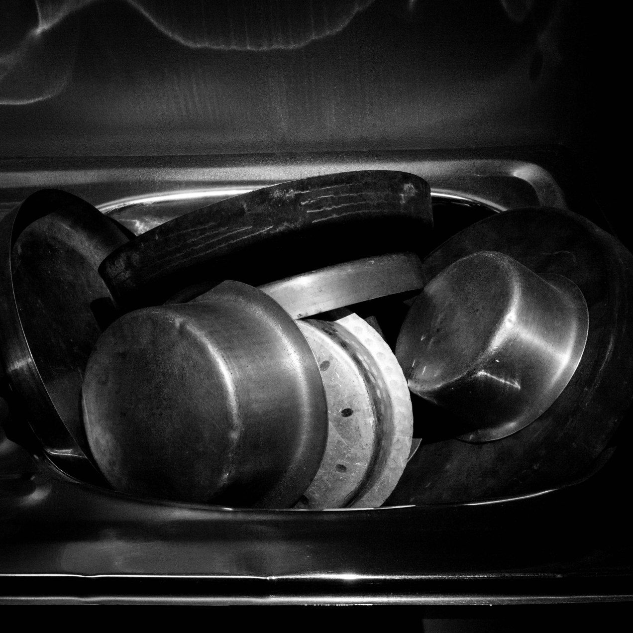 Subodh Gupta, la Monnaie, Paris, gildalliere, 2018-Modifier.jpg