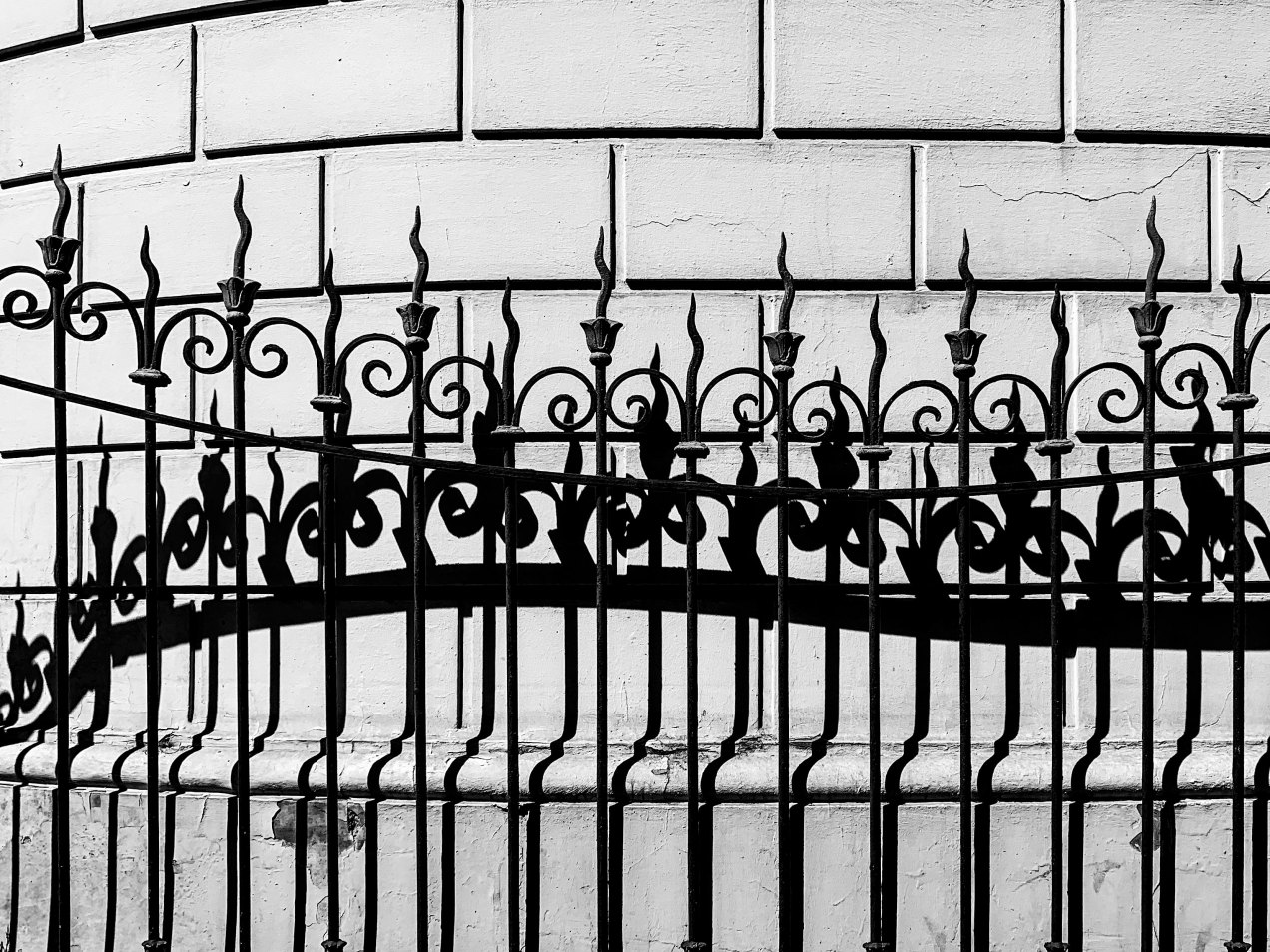 Jeu d'ombres, gildalliere, Nice, été 2019