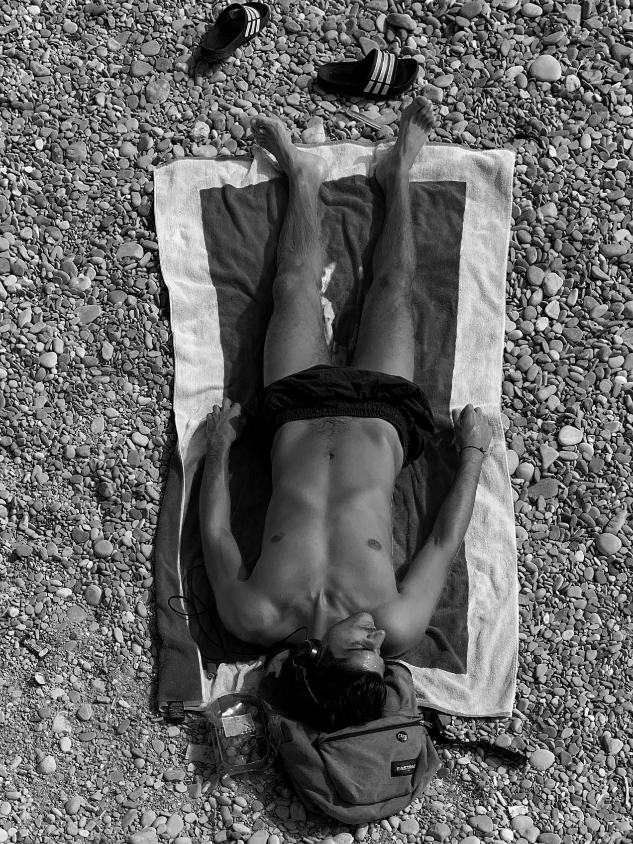 Bain de soleil, promenade des Anglais, Nice, gildalliere, 2019